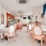 Hotel De La Cesenatico