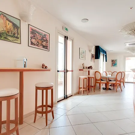 De La Hotel