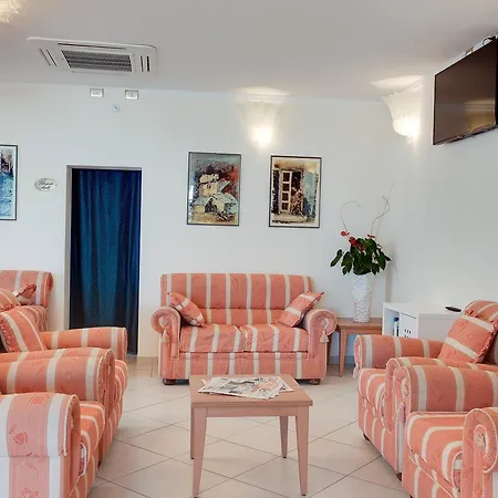Hotel De La