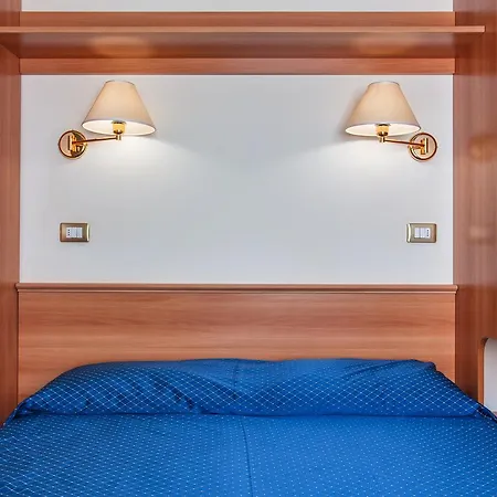 De La Hotel