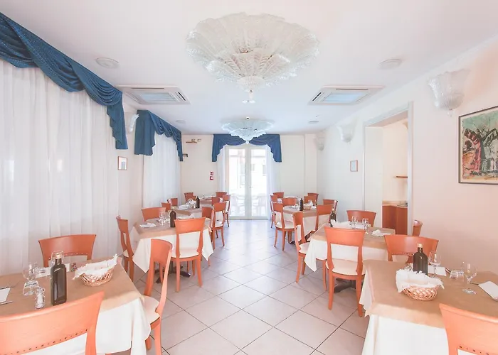 Hotel De La Cesenatico