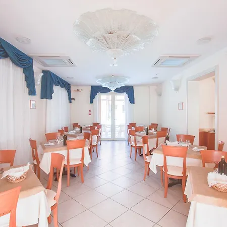 Hotel De La Cesenatico