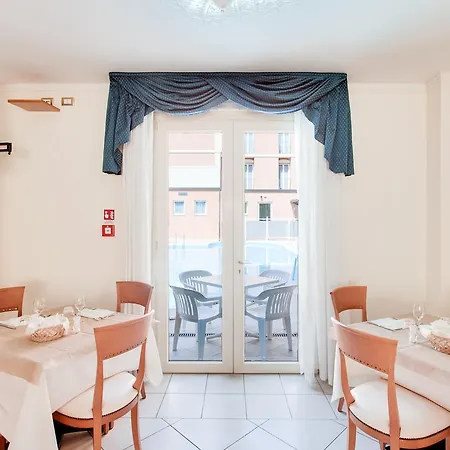 ホテル De La チェゼナーティコ