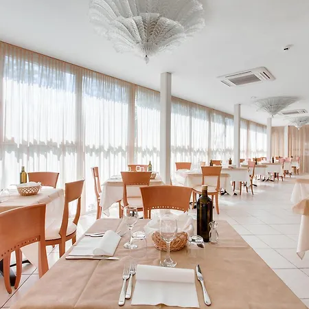 De La チェゼナーティコ